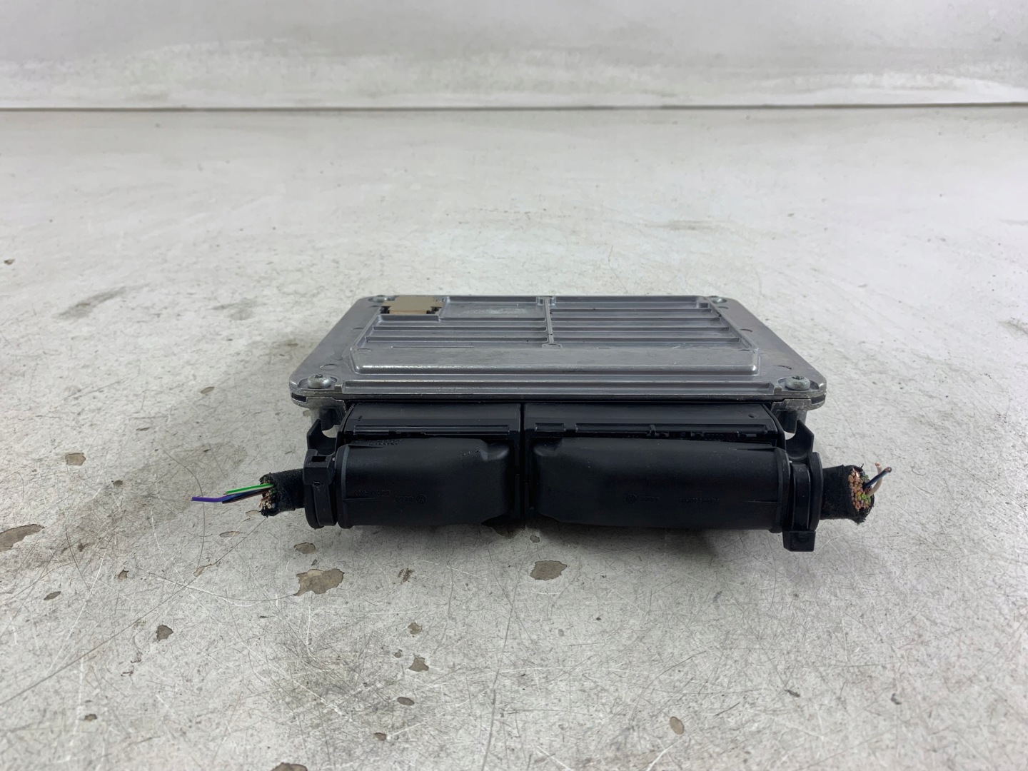VW PASSAT B5 1.6 control unit of the engine 3B0906018A