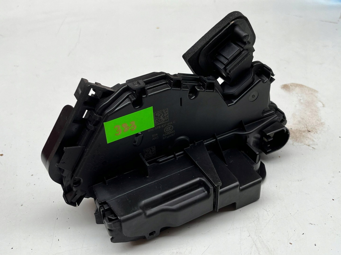 VOLKSWAGEN SEAT SKODA lock door left front 5TB837015C @M