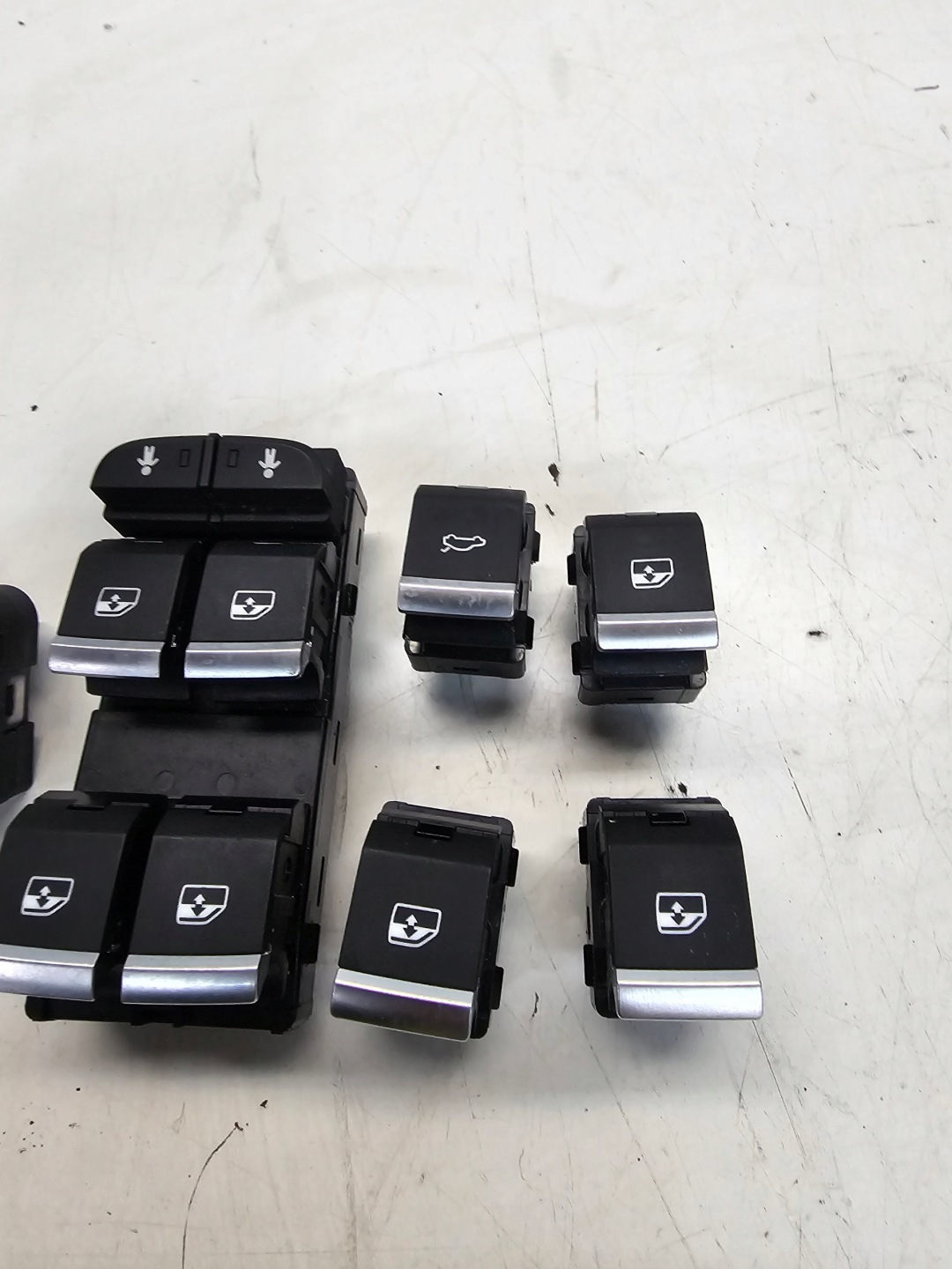 switch switch of the window AUDI A4 B9 A5 8W Q7 4M 4M0959851B KOMPLET