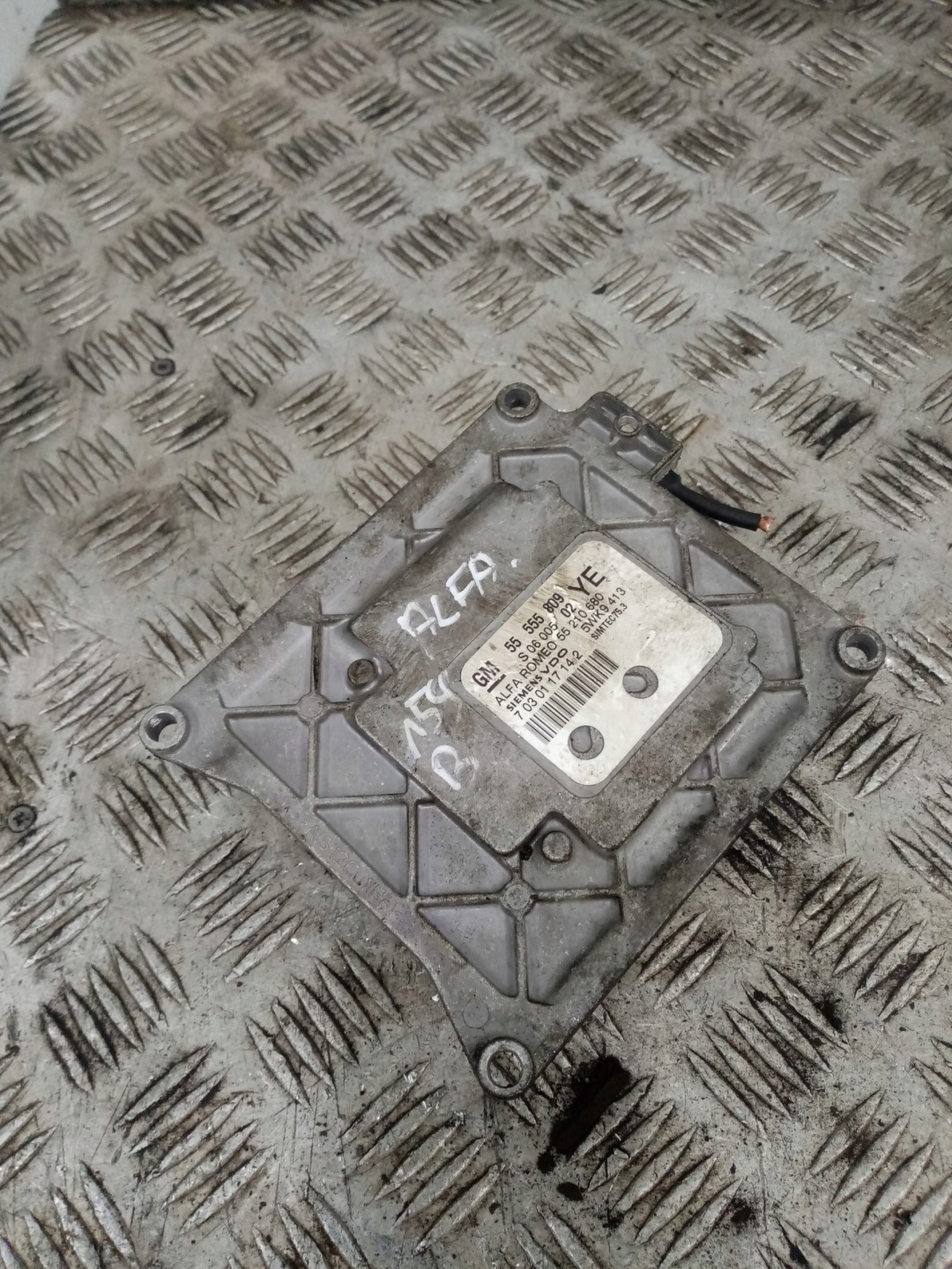 computer module control unit of the engine ALFA ROMEO 159 55555809 1.8 B