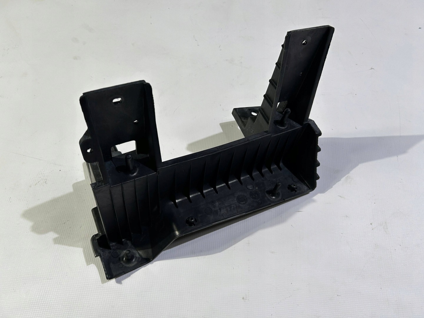 Grundlage Halter obudowy filter luft Dodge RAM 1500 2013