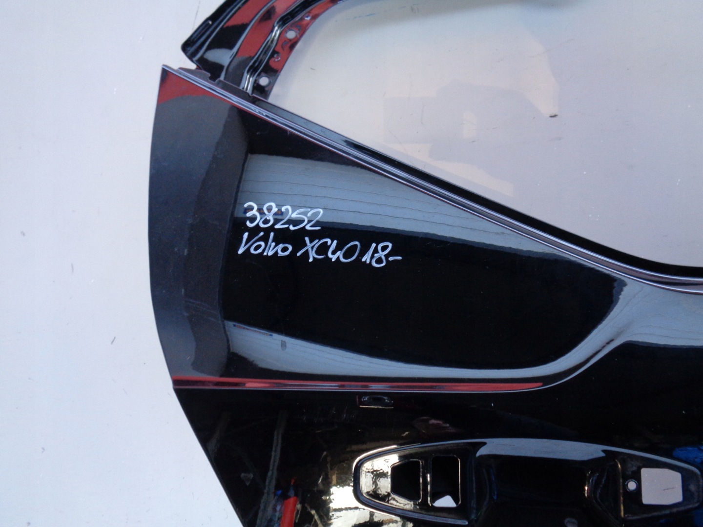 door right rear. VOLVO XC40 18- NR 38252