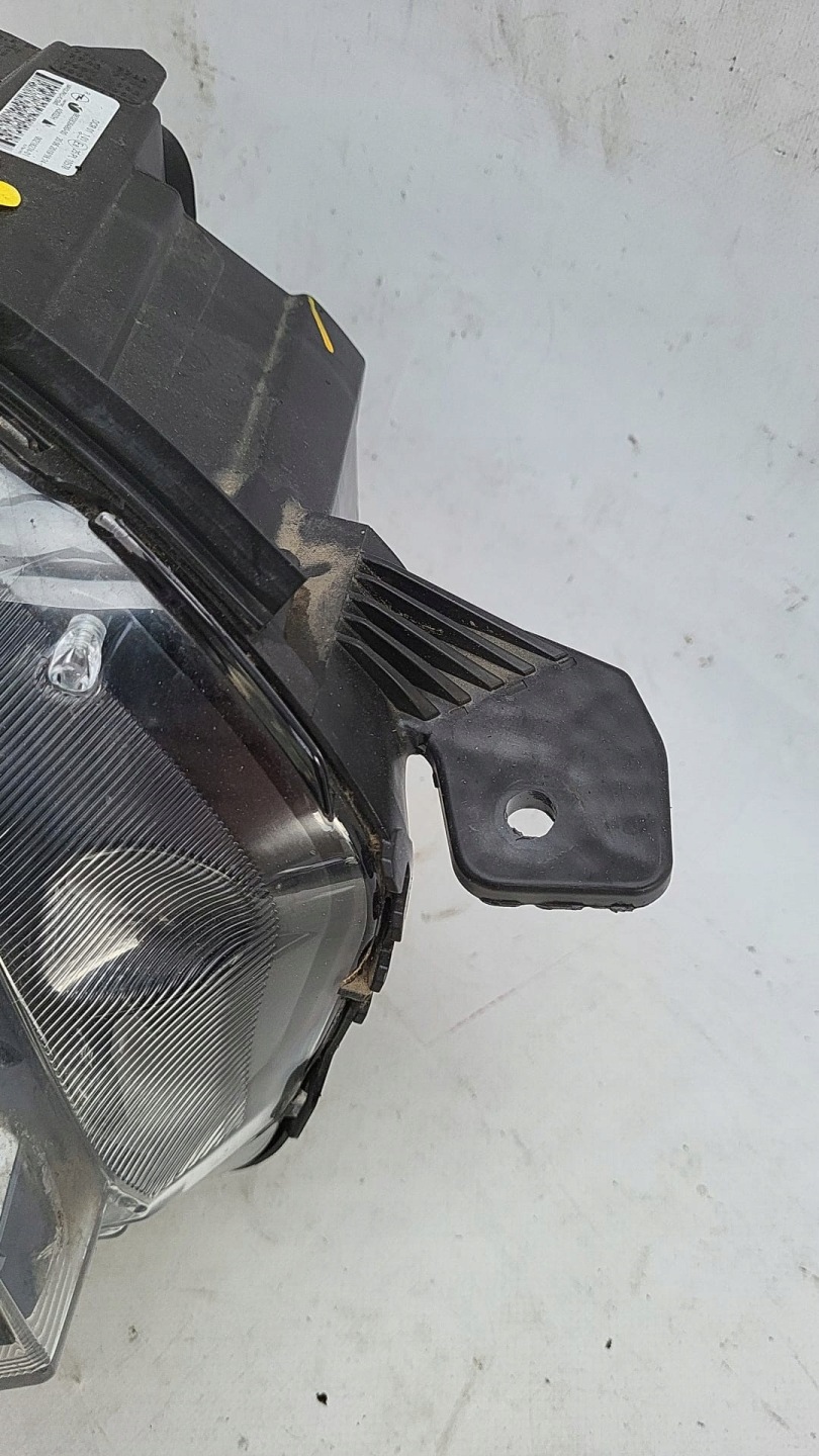 OPEL VIVARO C ZAFIRA D 19- light right front front XENON 9832836480