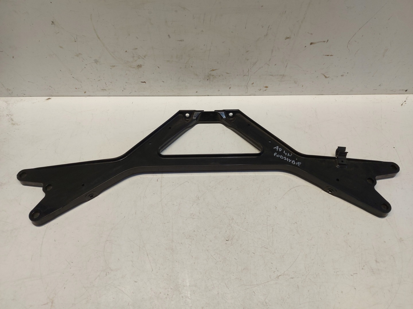 AUDI A8 D5 4N console sider bearing 4N0806151D