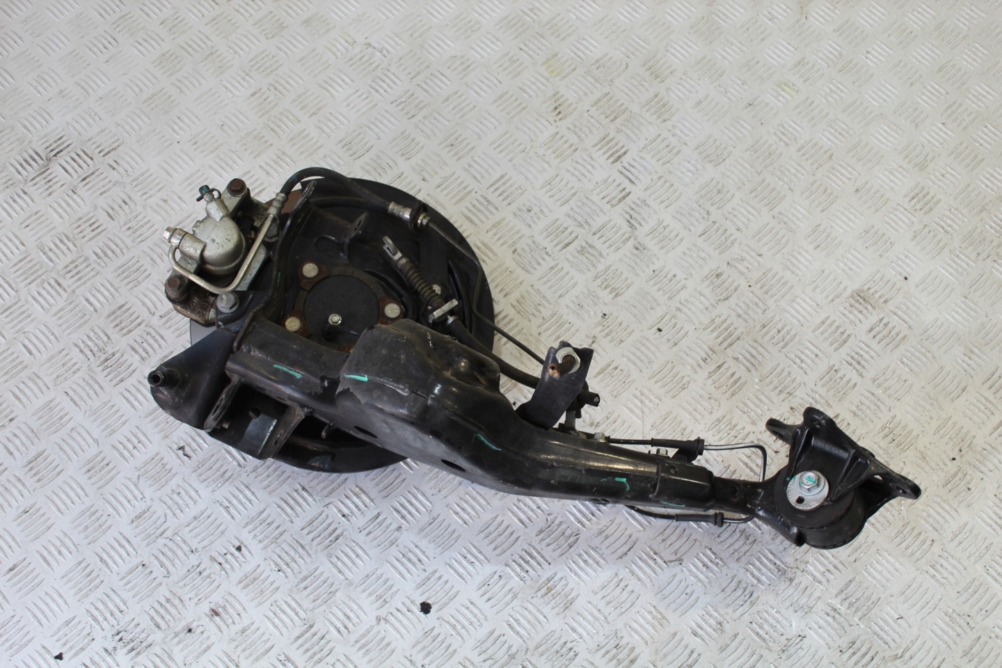 swing left rear part DR6 DR 6 CHERY TIGGO