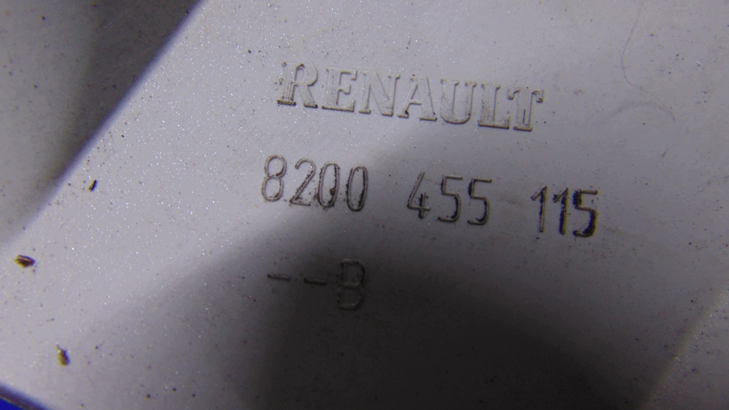 couvre/cache R15 RENAULT KANGOO II LIFT 08-21 année