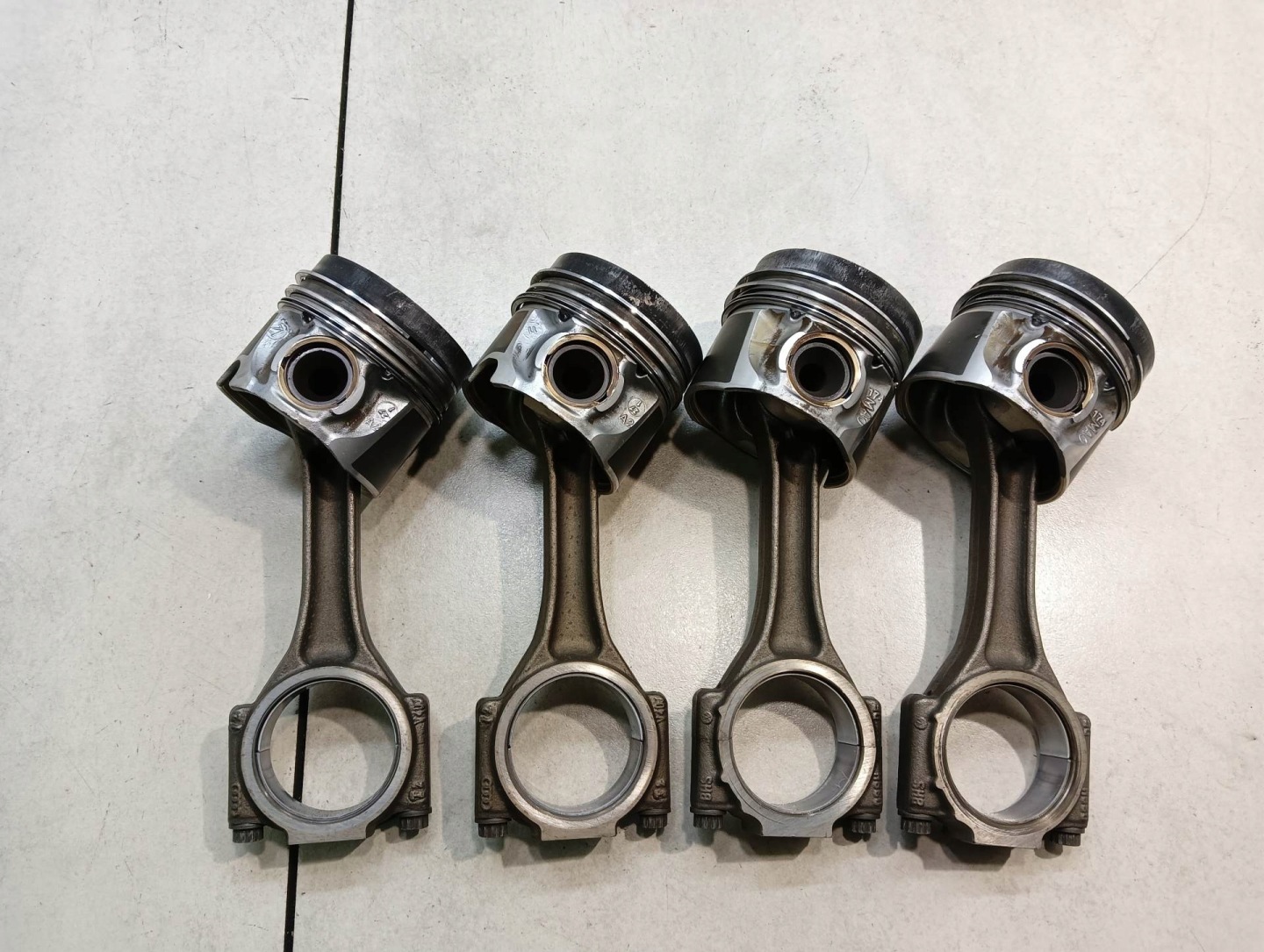 piston connecting rod VW GOLF IV 1.9 TDI 79L69M141