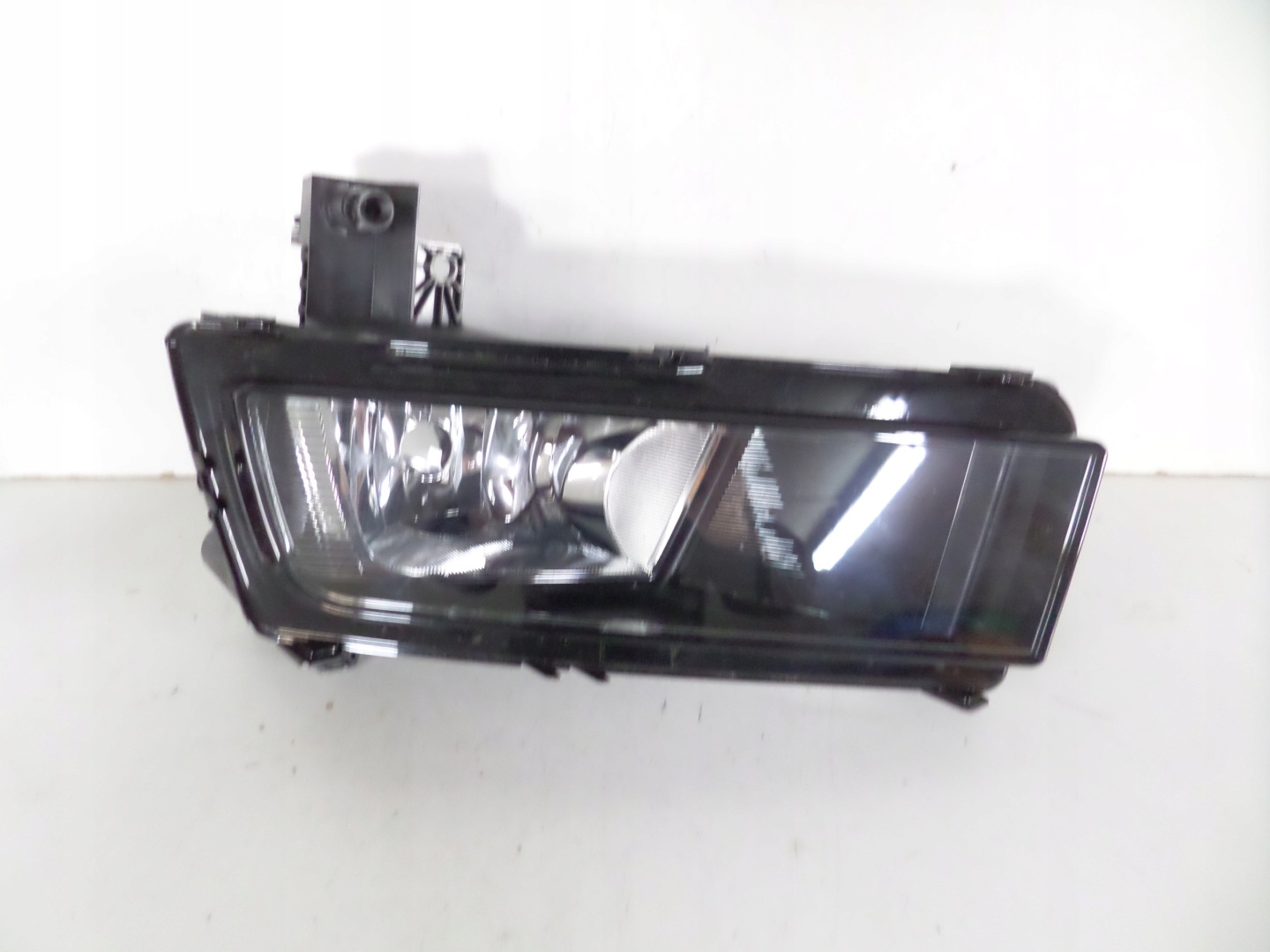 NEBELSCHEINWERFER LINKS VW TOURAN III 15