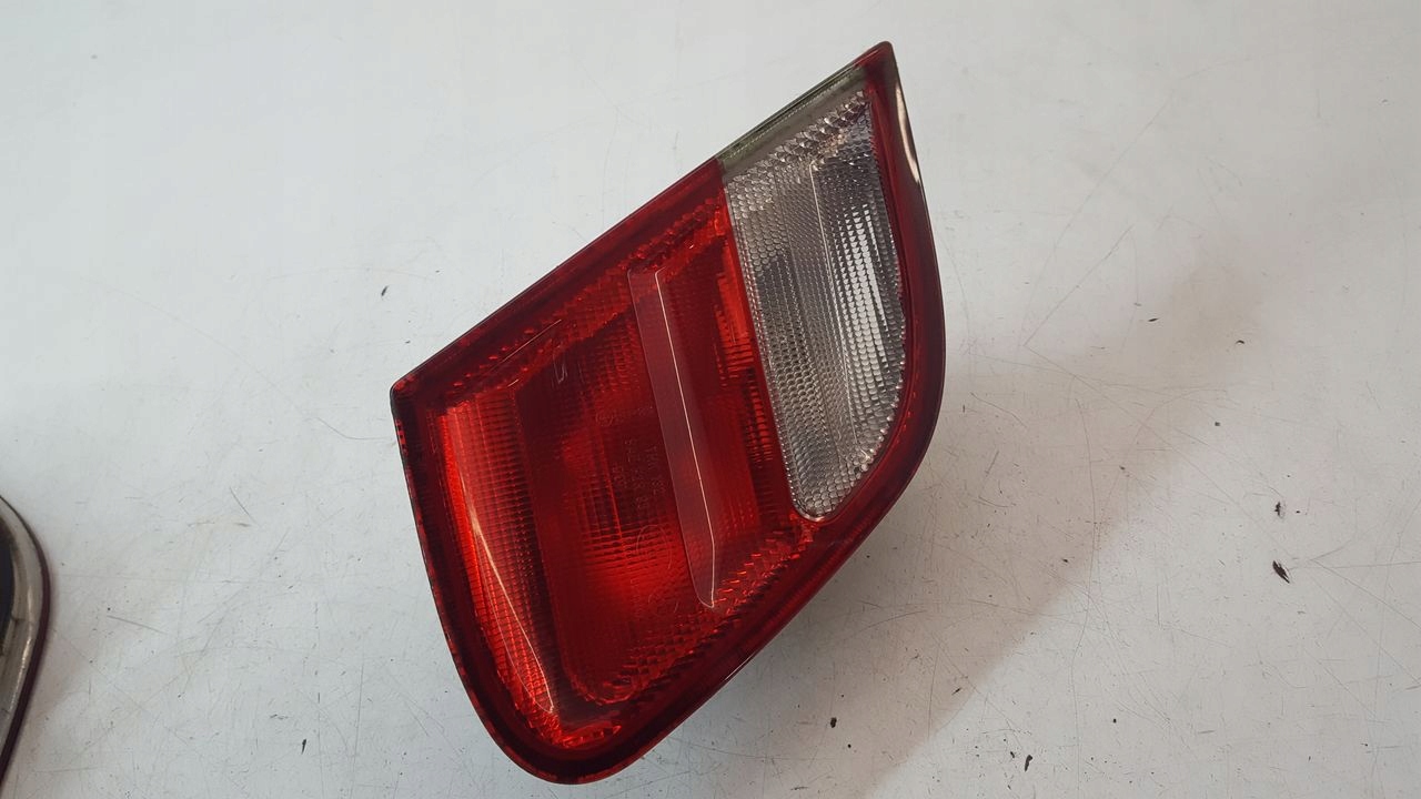 light rear part rear left to the bonnet Mercedes 208 CLK
