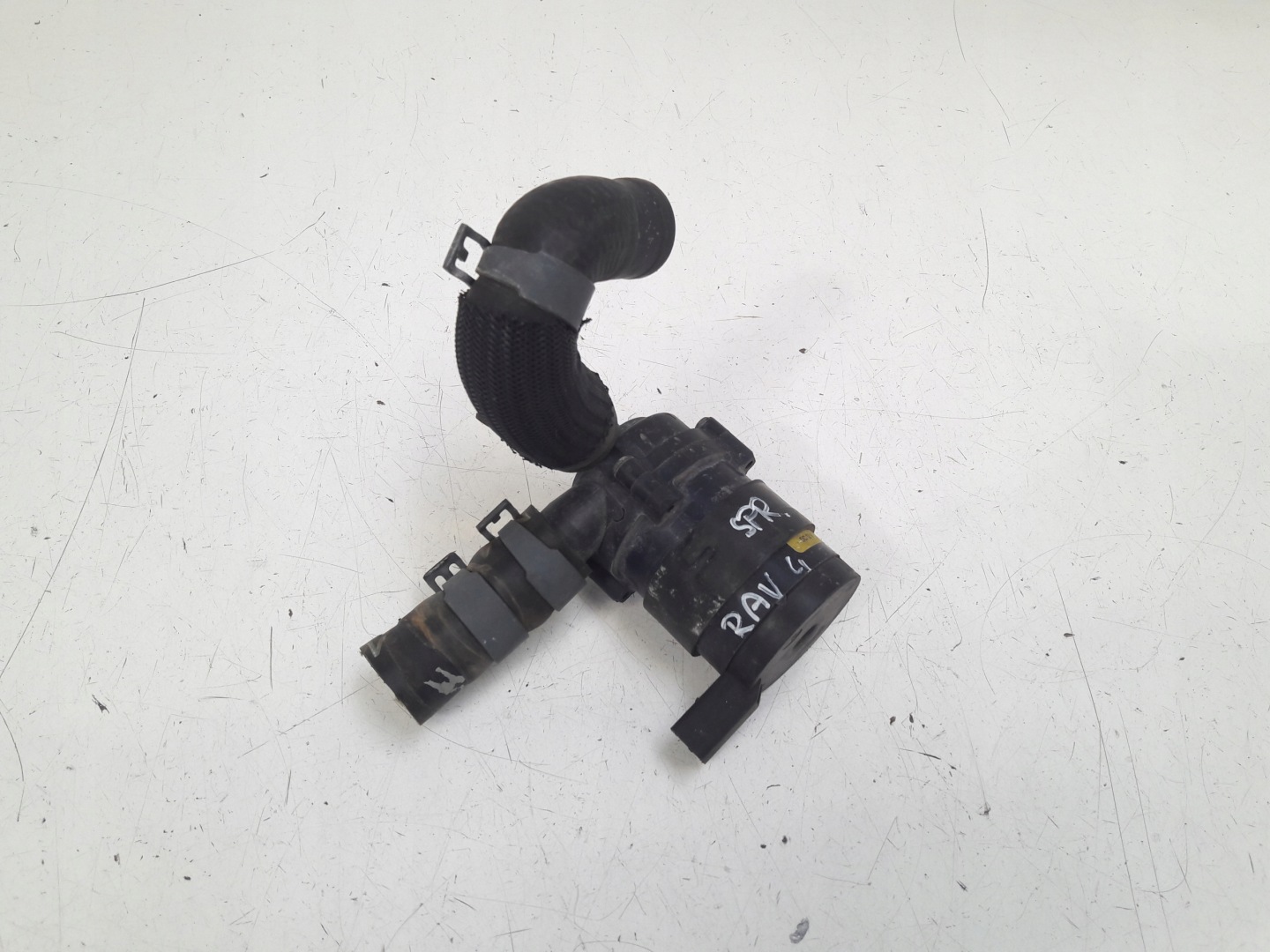 pumpa vode 252481250001 Toyota RAV 4 III