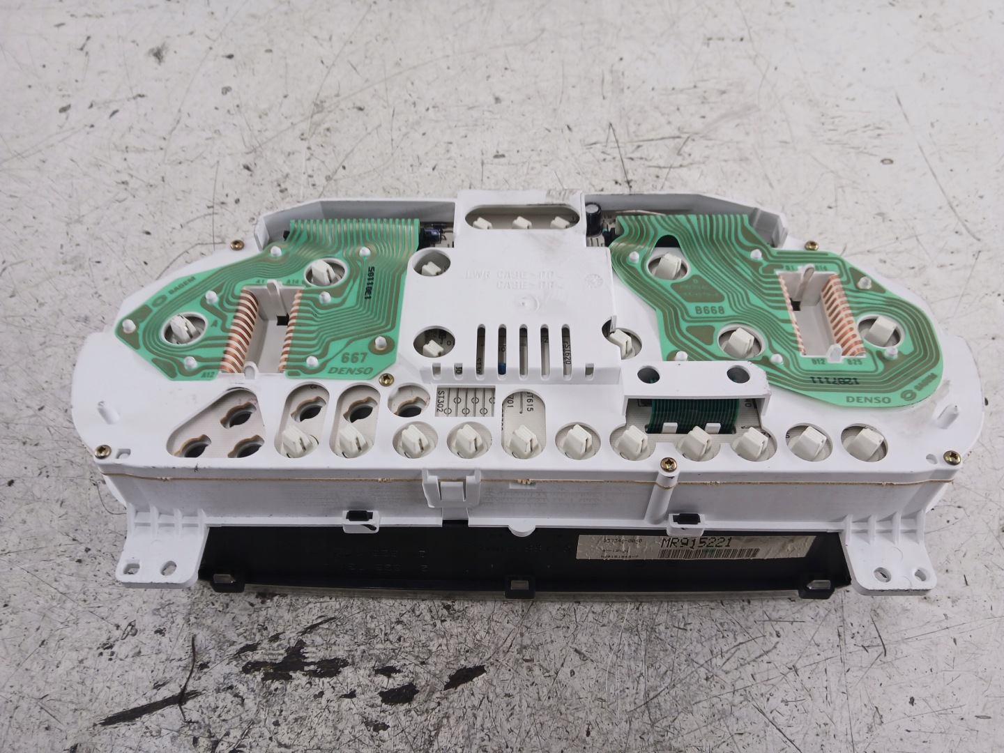 MITSUBISHI SPACE STAR and 1.6 dials dials MR915221