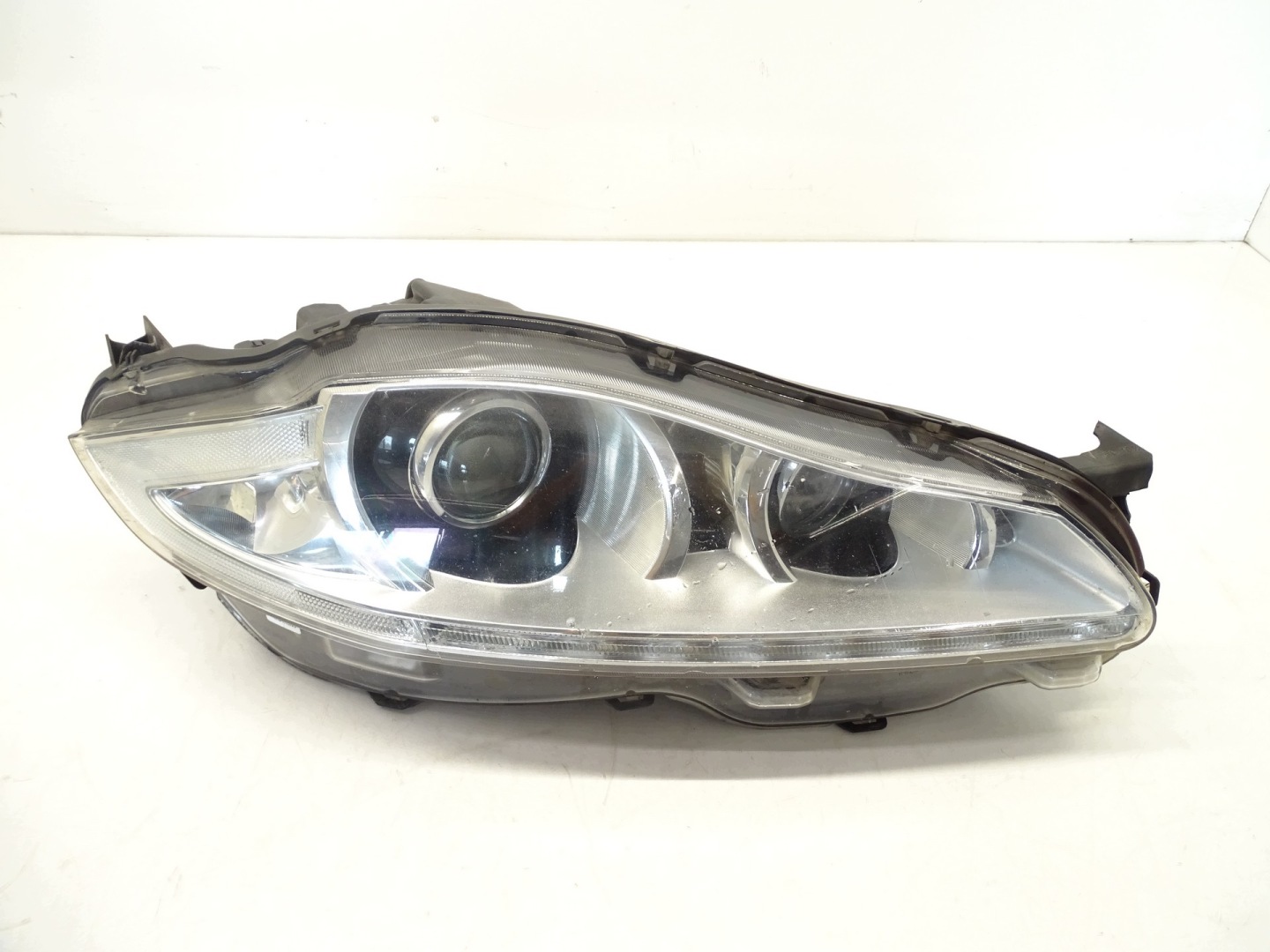 light right right front front XENON JAGUAR XJ X351 AW9313W029CB UK