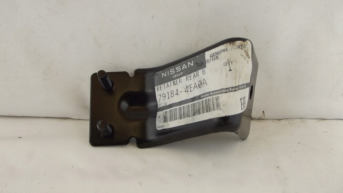 Nissan Qashqai II bumper bracket right rear part 791844EA04