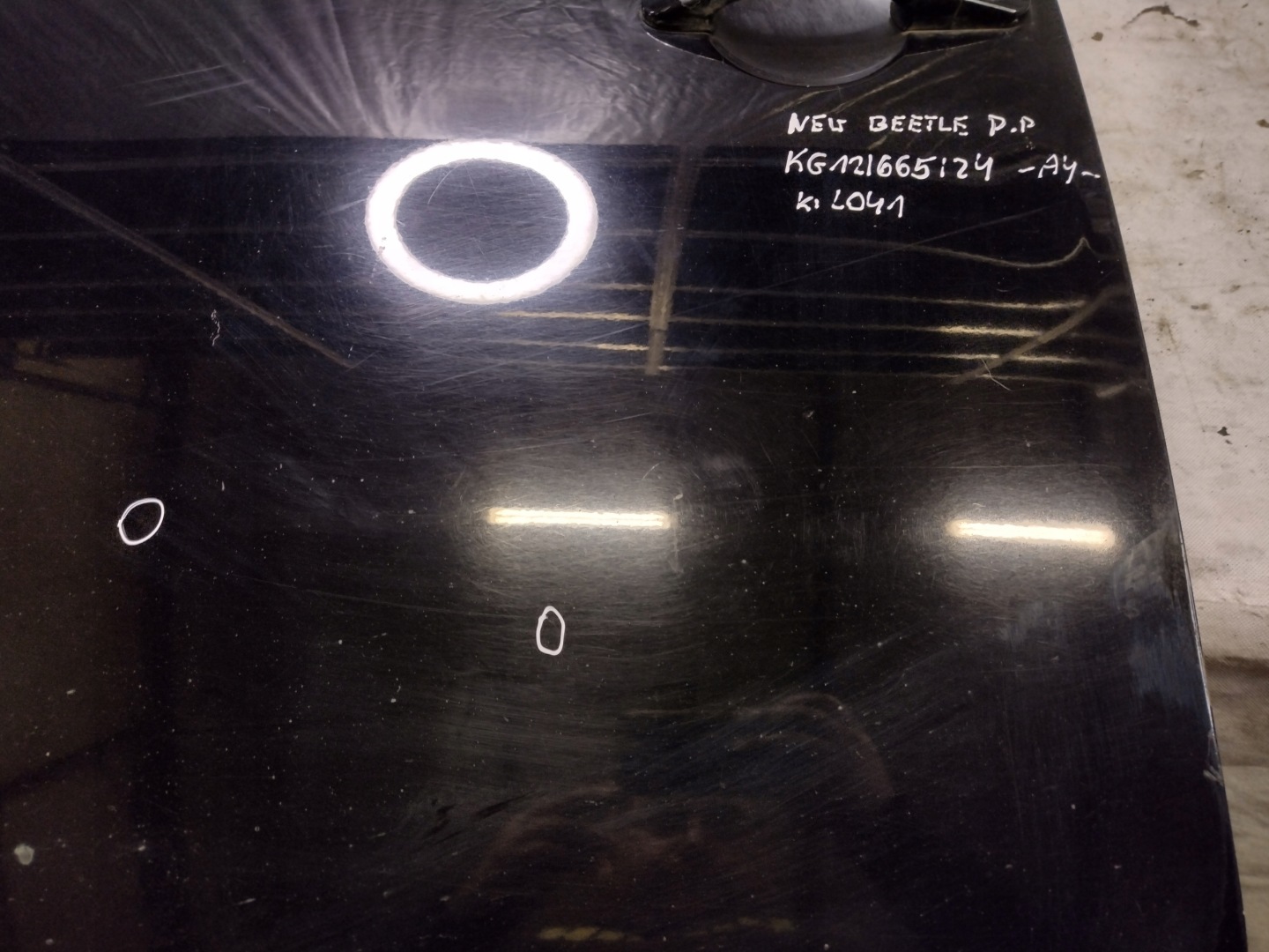 door left front Volkswagen New Beetle k: L041