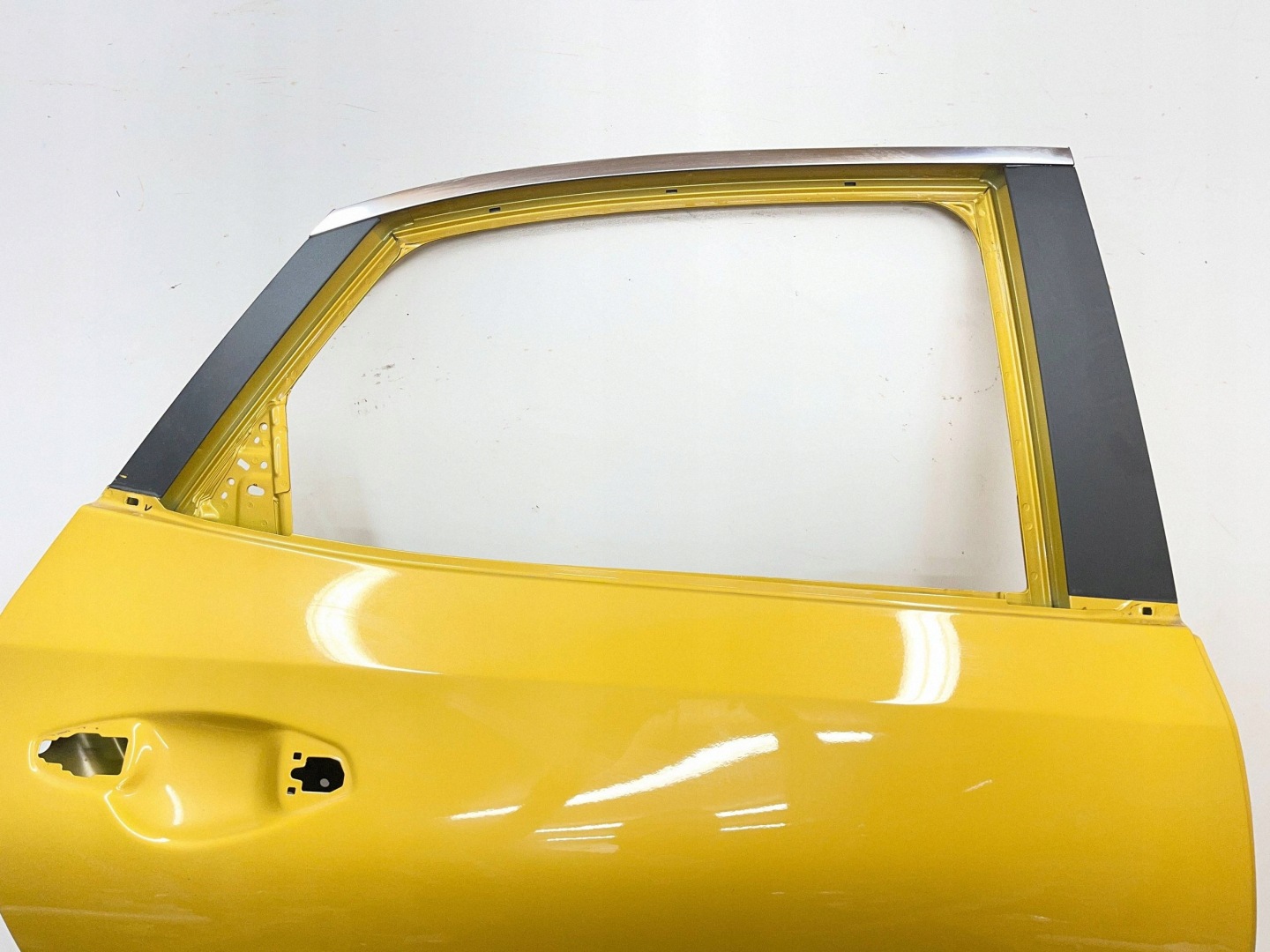 door rear part rear. right KIA X-CEED XCEED 18