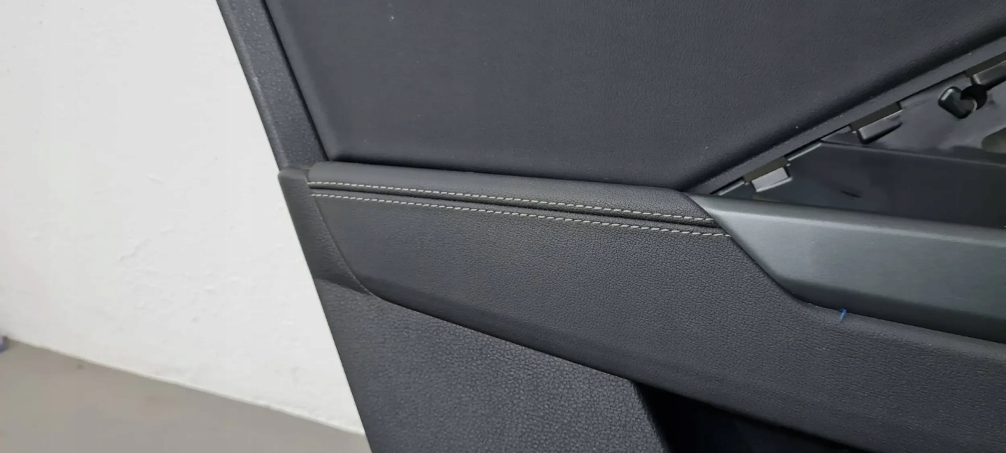 Q3 83A side upholstery door left left leather rear part rear 83A971693G
