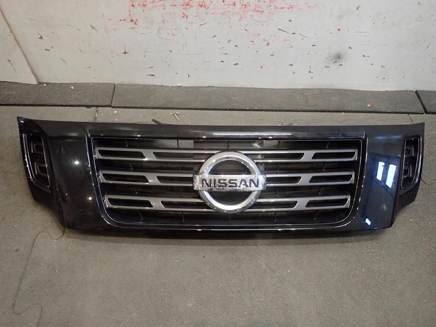 Grill NISSAN NAVARA D23 NP300 2015
