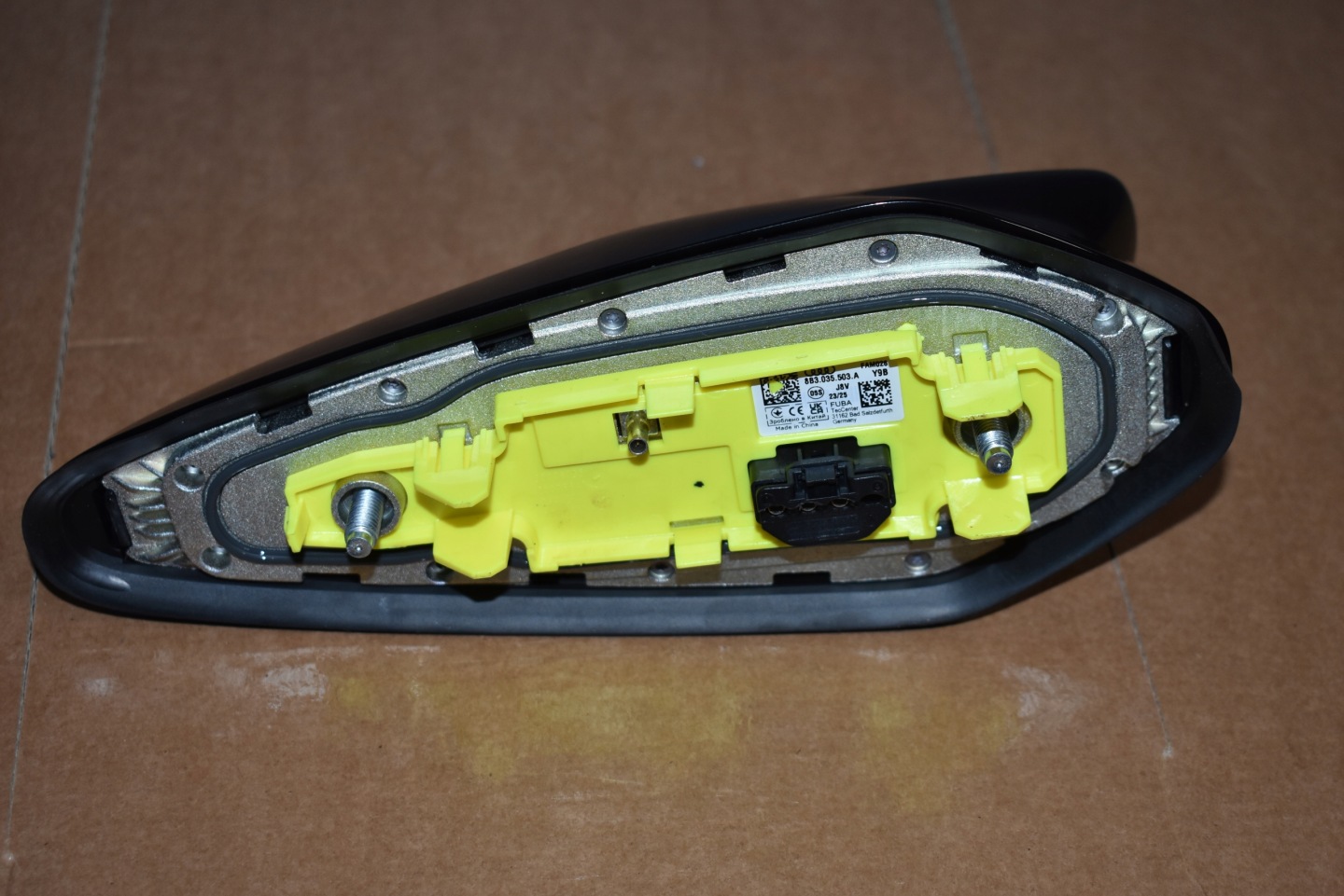 IDEALNA ANTENA dach AUDI A5 B10 1 9