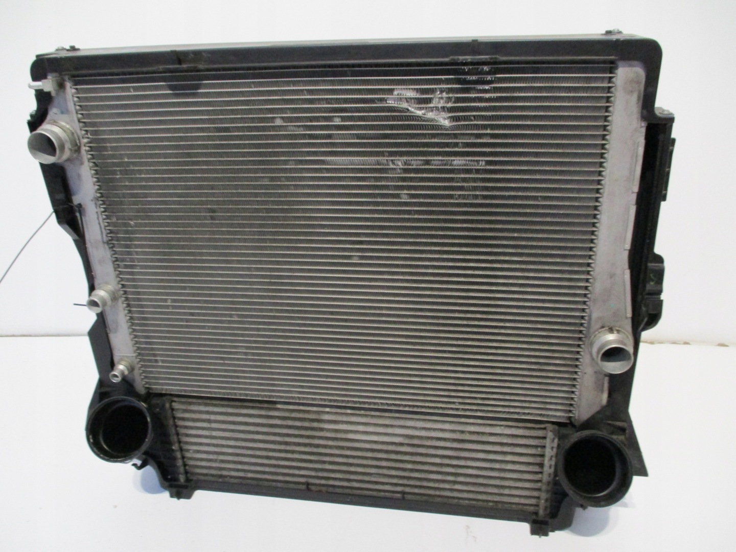 radiator radiator BMW X5 E70 E71 3,0D auto