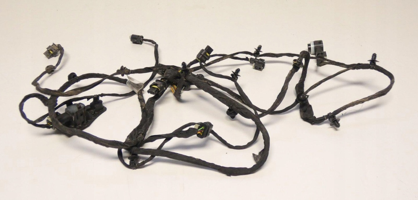 BMW 7 G70 5A74568 below 6 PDC + 2 sensors wiring bundle rear part