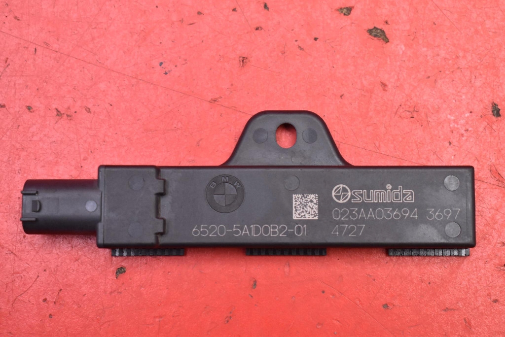 antenna 5A1D0B2 BMW iX I20 M60 21-24