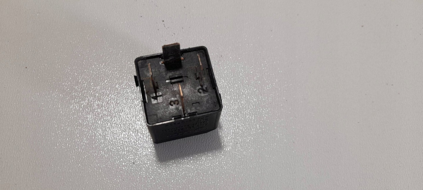 Audi Q3 8U Relè e Altro/e VAG 4H0951253A (P396)