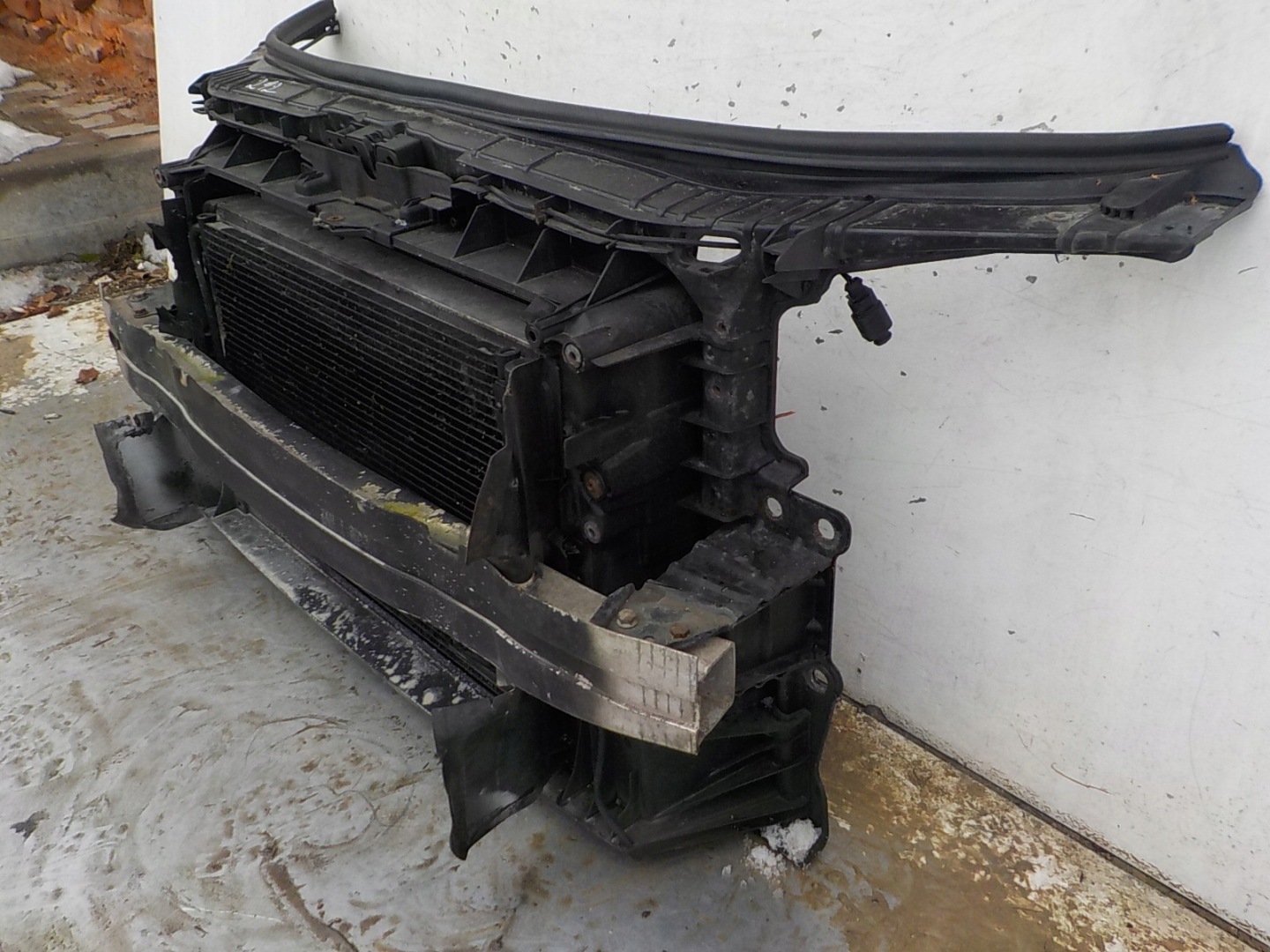 292 AUDI A3 II 8P 2.0 TDI support panel for radiators sider radiator