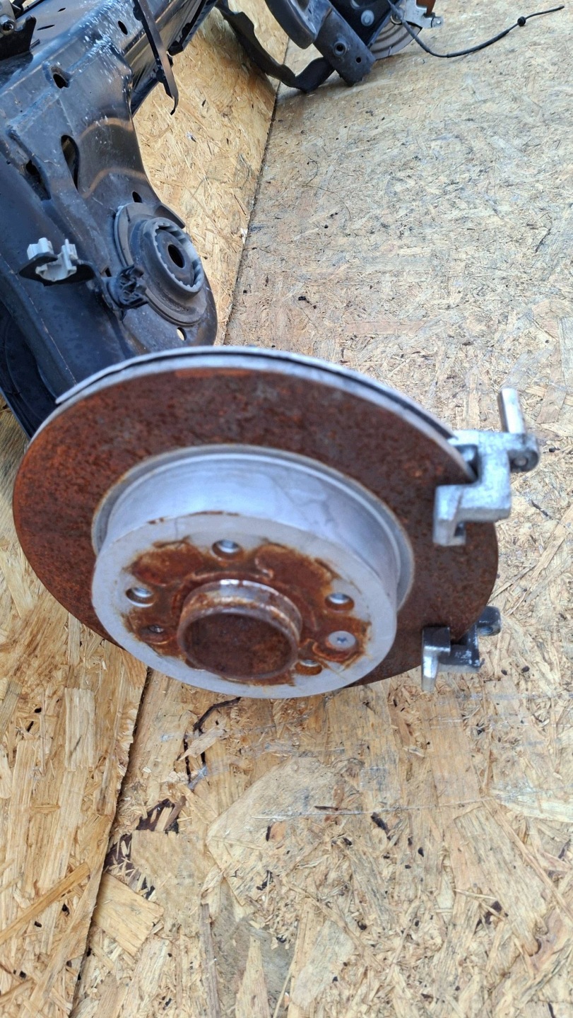 axis rear part RENAULT SYMBIOZ 2024