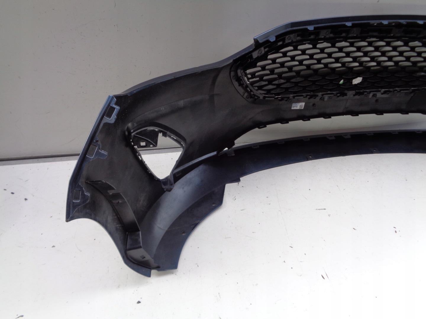 front bumper FORD FIESTA MK8 17- NR 26568