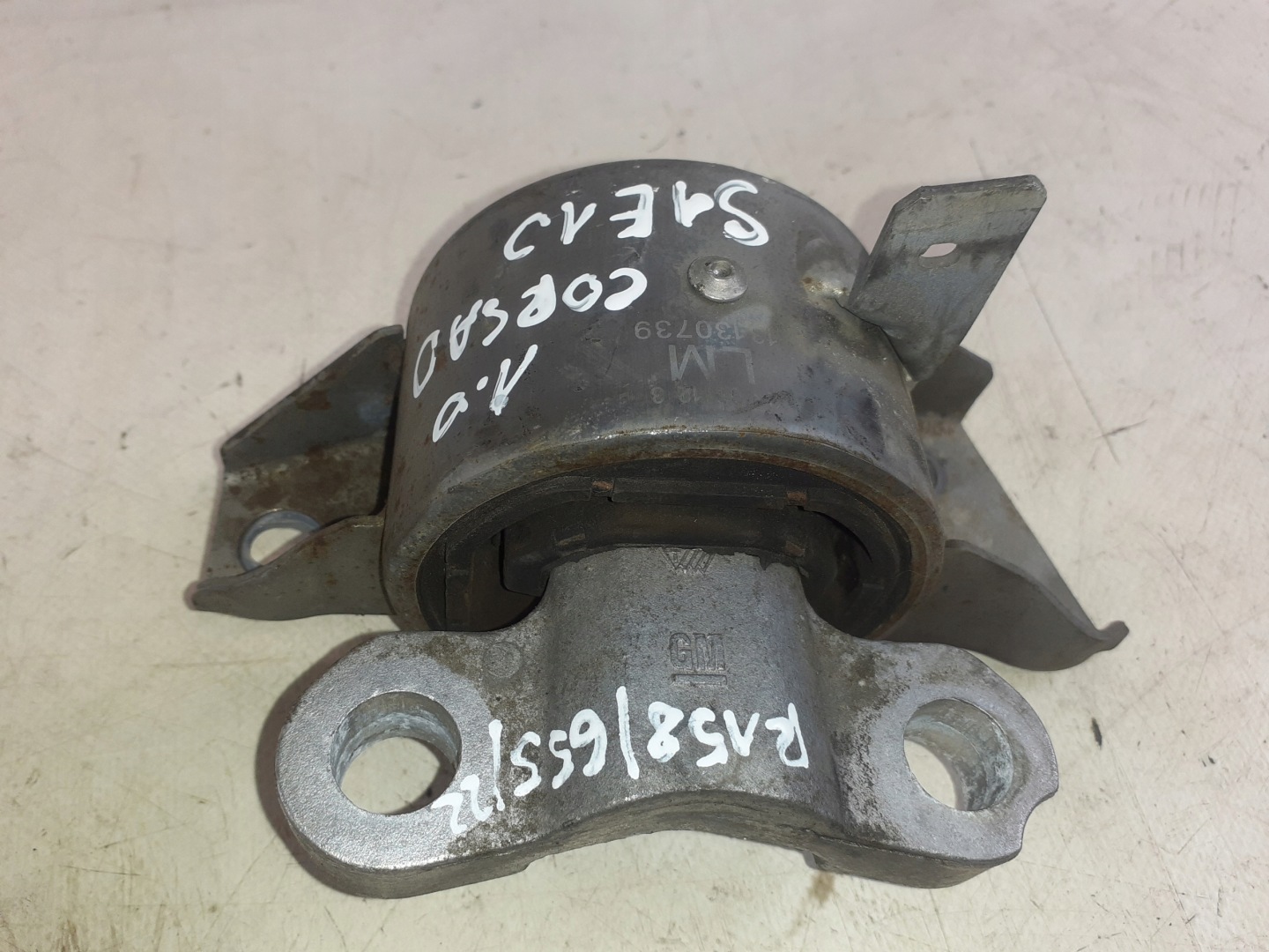 engine mount right OPEL CORSA D GM