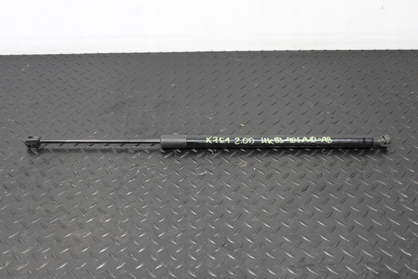 damper telescope bonnet JAGUAR F-PACE X761 HK83-406A10-AB