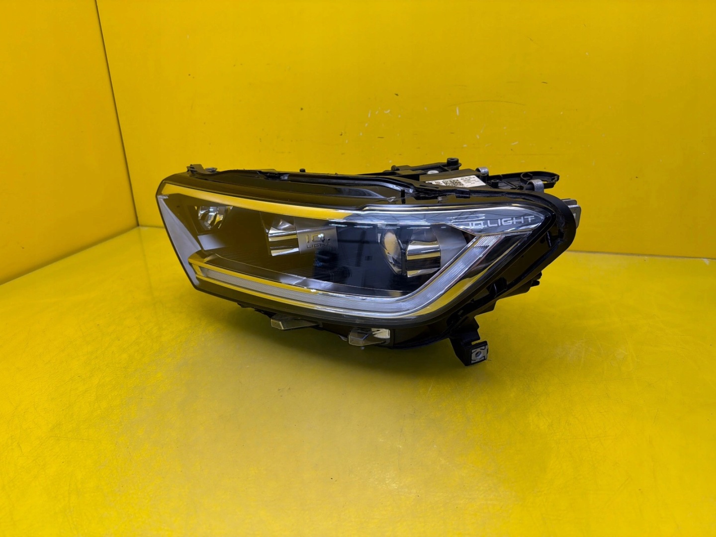 light left VW T-Roc 2GA R-Line Led 2GA941035AK