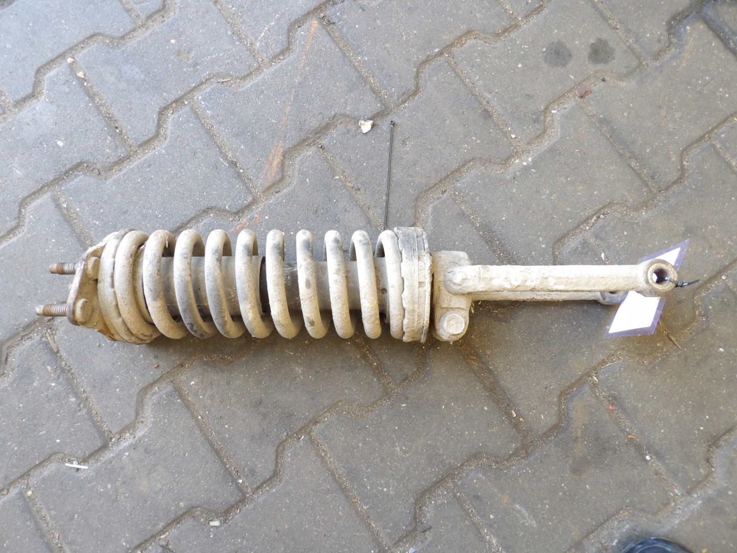 Jeep Cherokke III shock absorber front right
