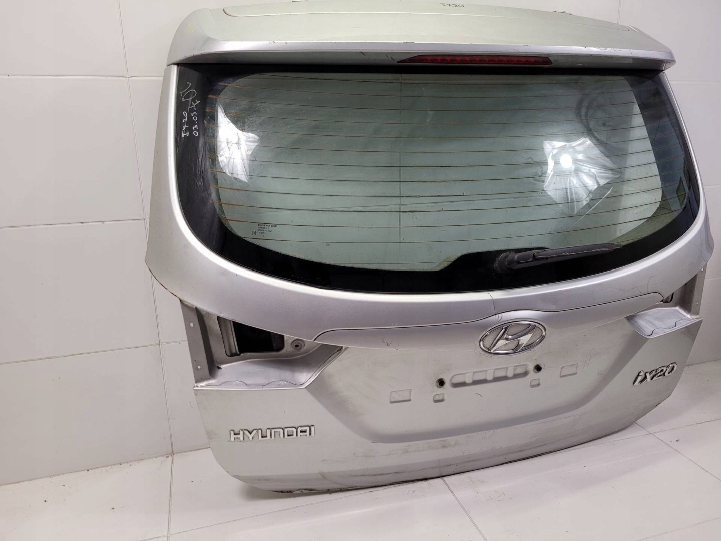 rear trunk door boot Hyundai ix20 facelift 2016