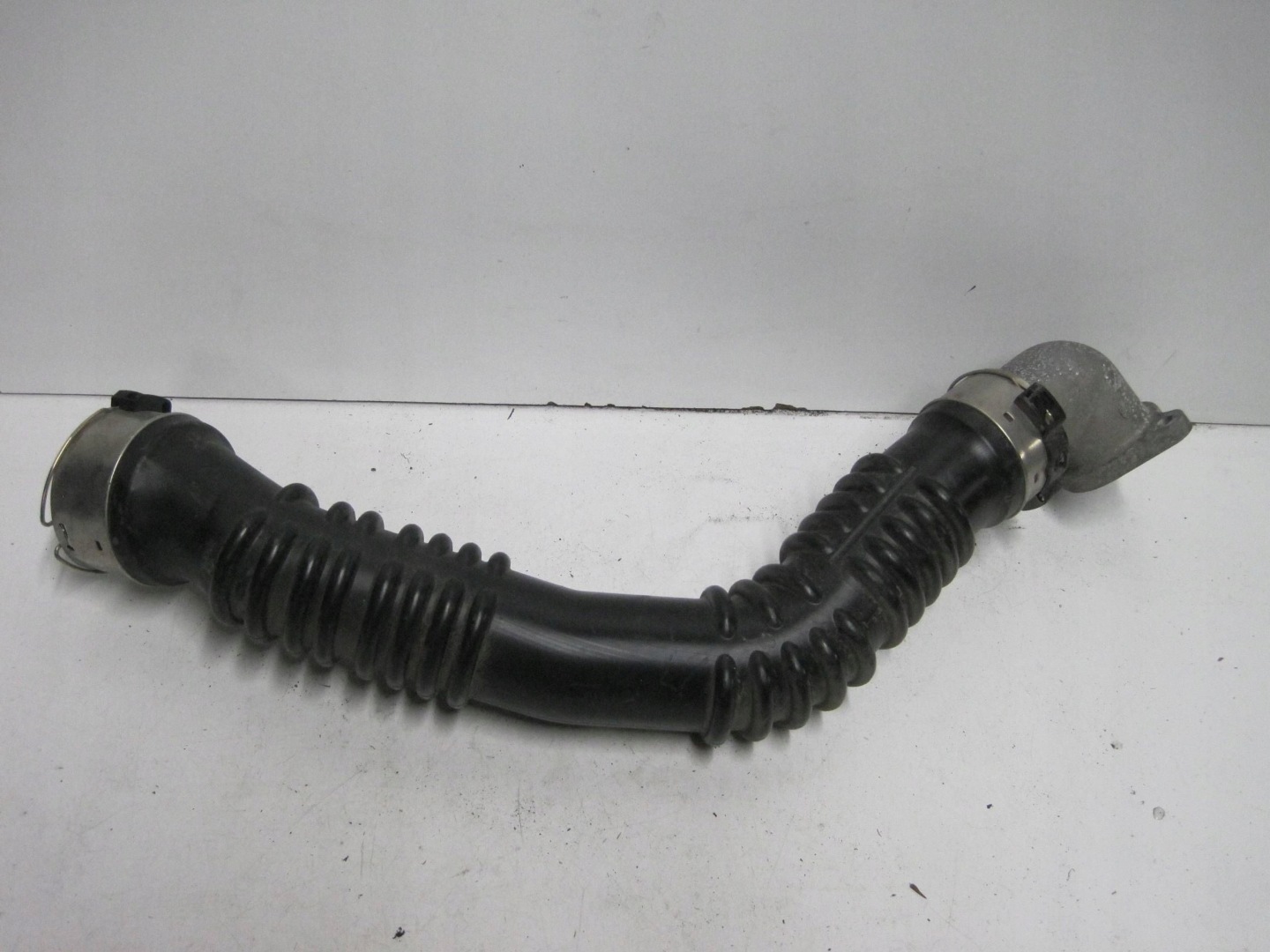 hadice intercoolera HYUNDAI SANTA FE 28260-2M300