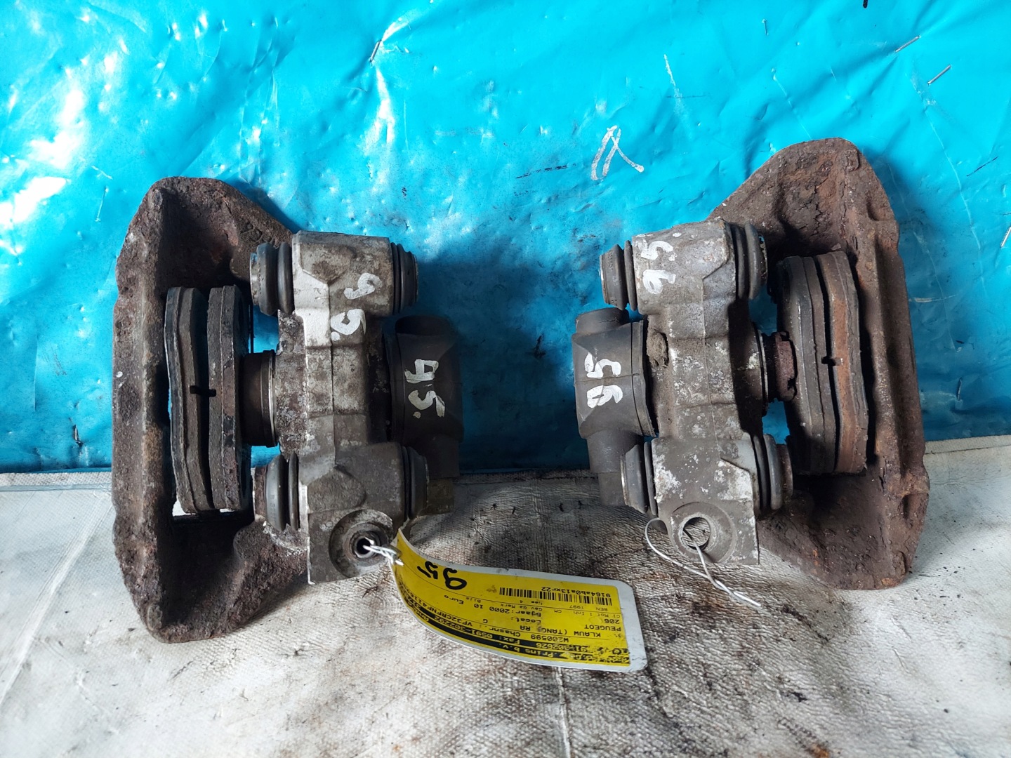 caliper PEUGEOT 206 2000 R 2.0 B L and P rear part BOSCH