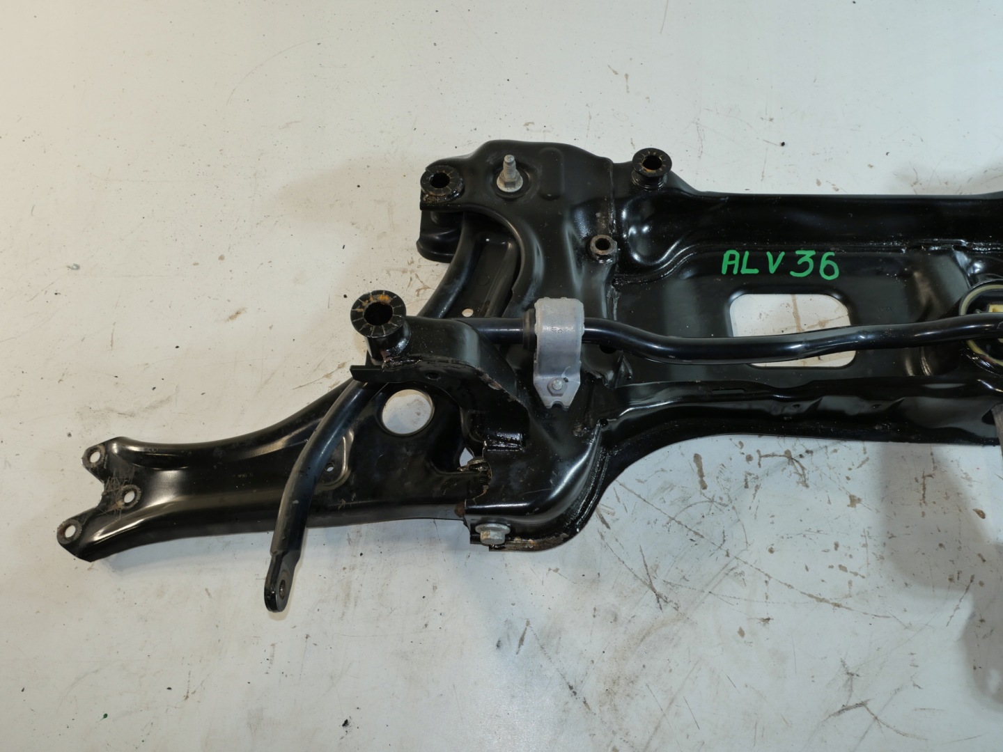 axle beam subframe axle beam front VW CADDY 2K5 1K0199315B