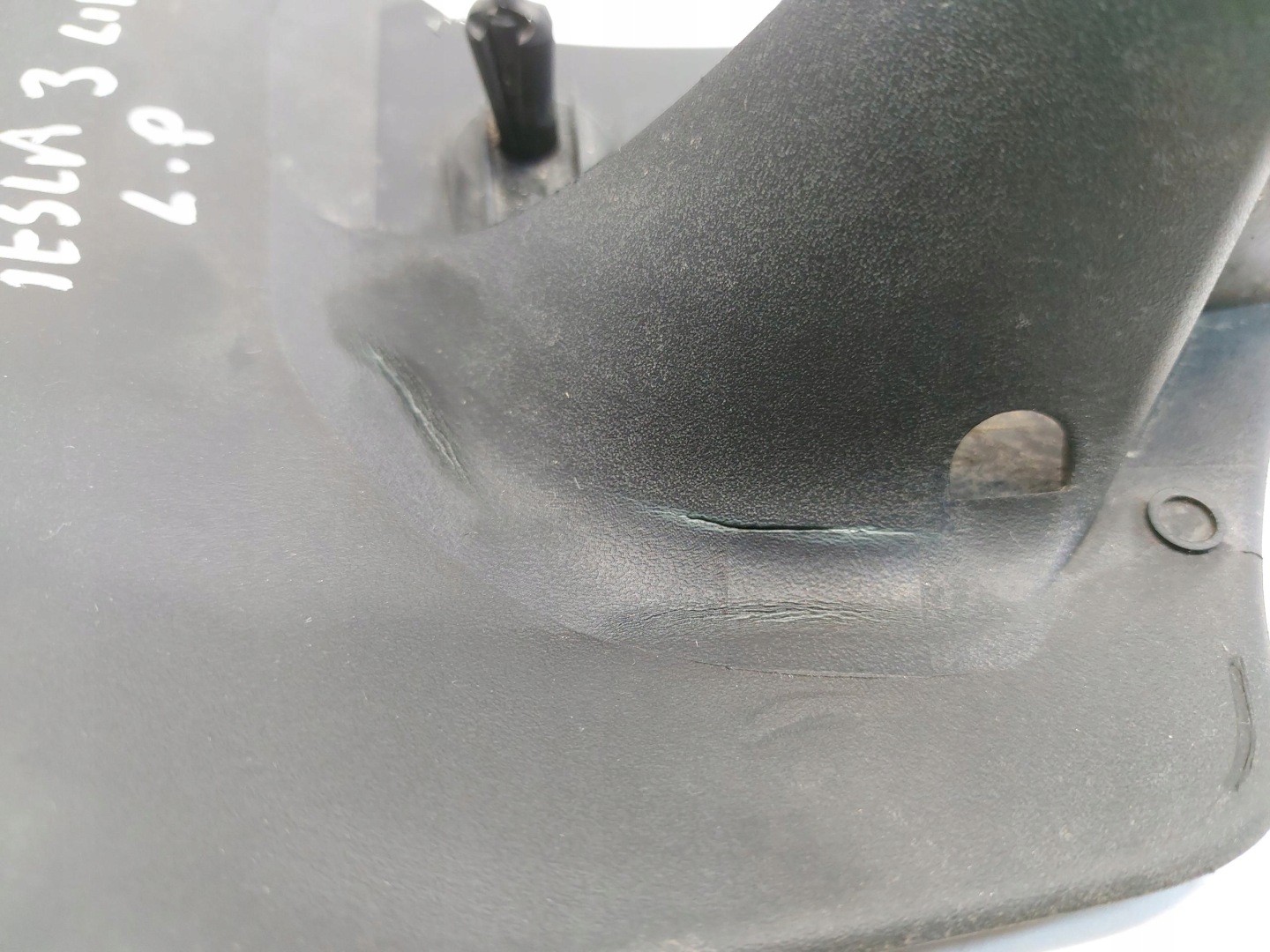 TESLA MODEL 3 LIFT 2024 HIGHLAND mudguard flap left front