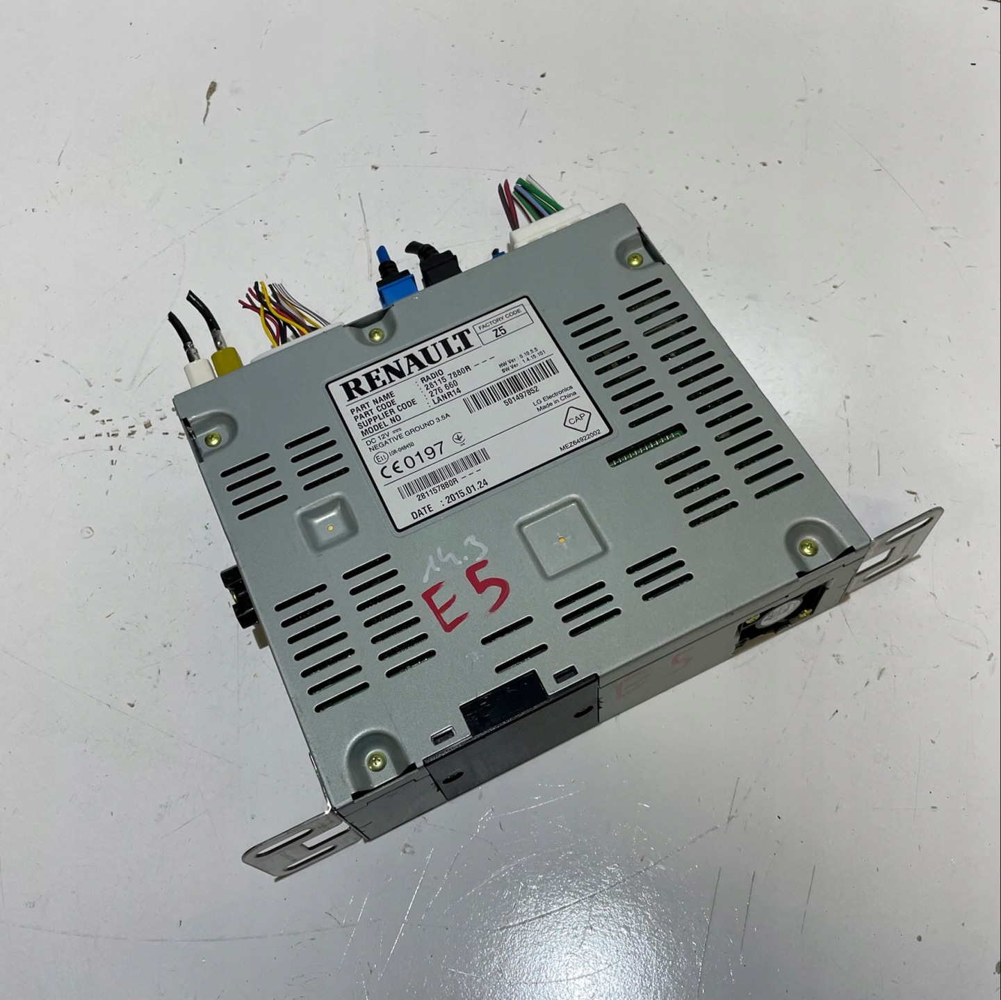 RENAULT ESPACE V RADIO NAVIGATION RLINK 281157880R