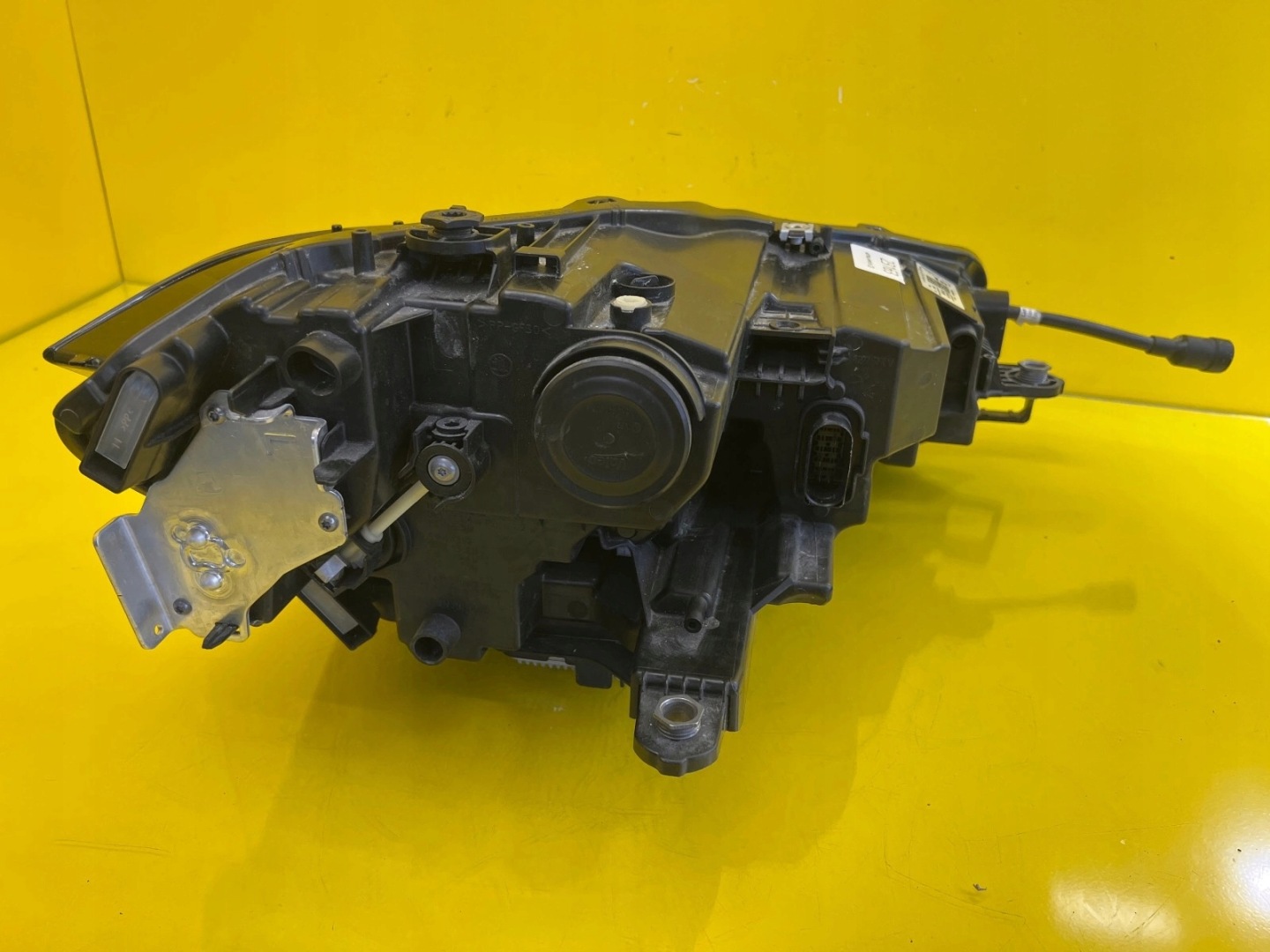 light left front Skoda Superb IV 4 Full Led 23- 3P1941015
