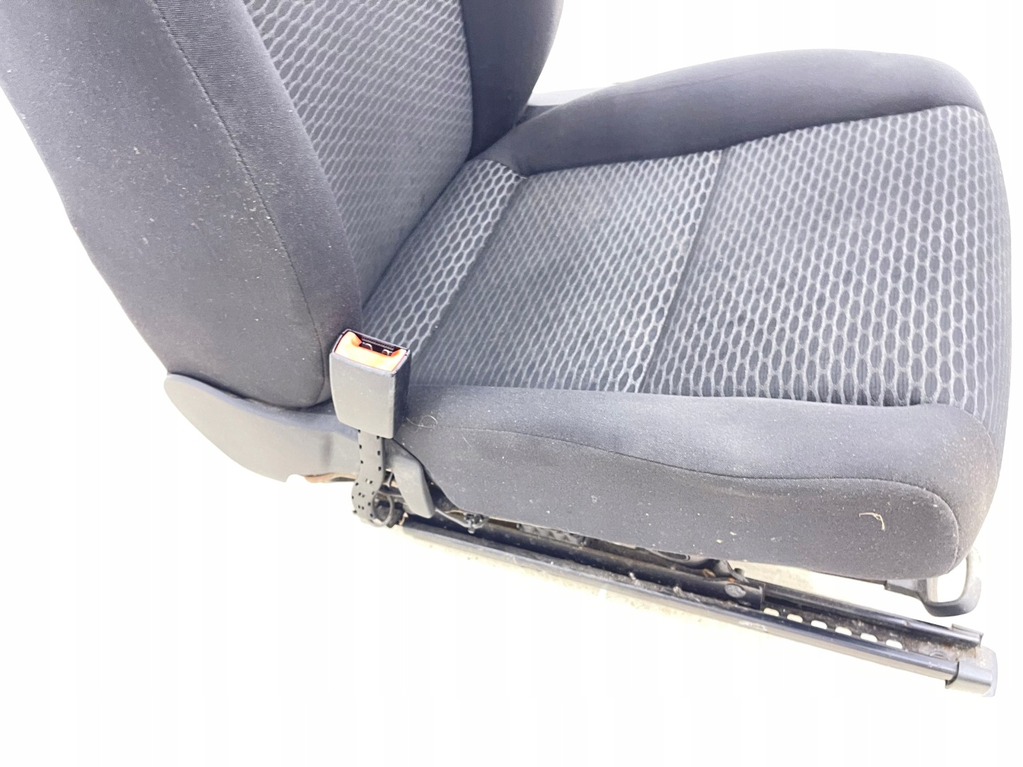 seat left front driver´s VW GOLF V HB 5D EU