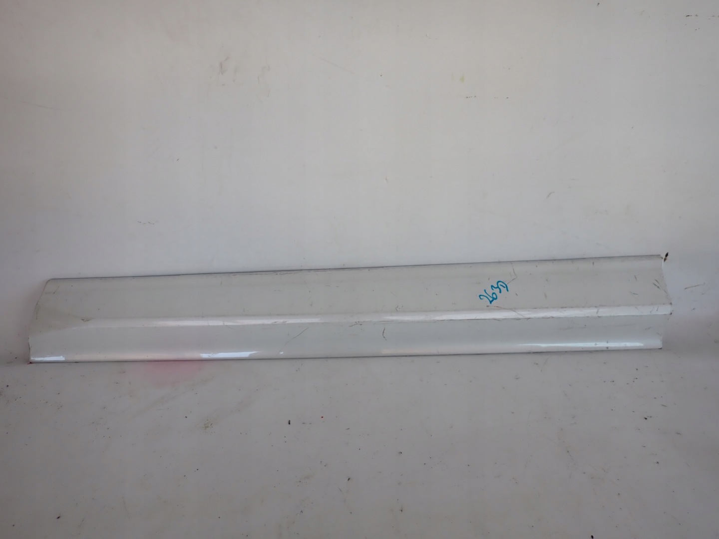 VOLVO XC60 II 17-22 moulding door right front