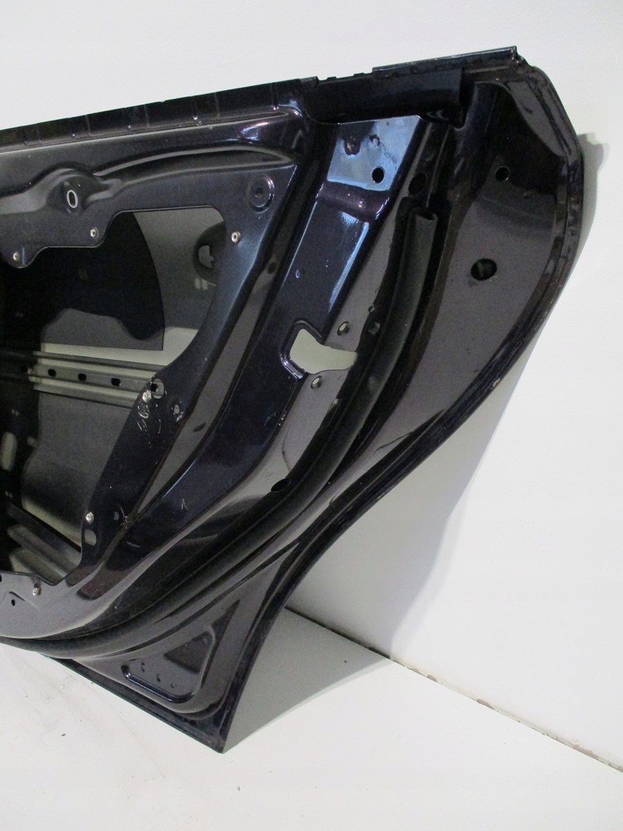 door right rear. MERCEDES 117