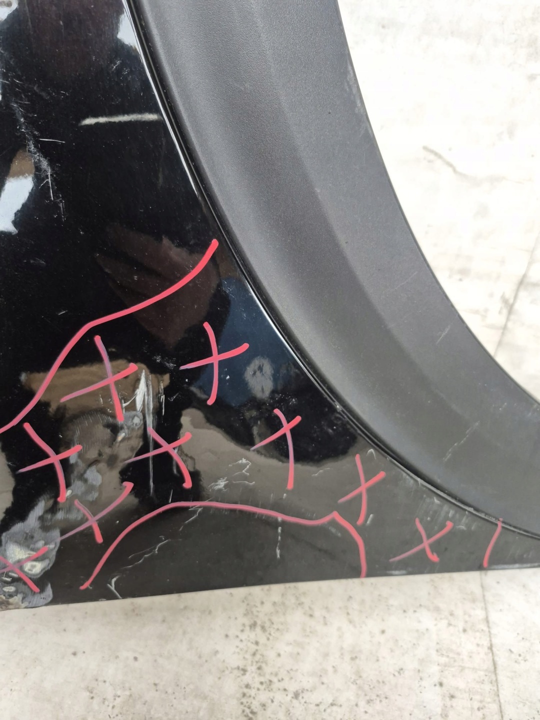 KIA NIRO 16- fender right front front moulding for fender