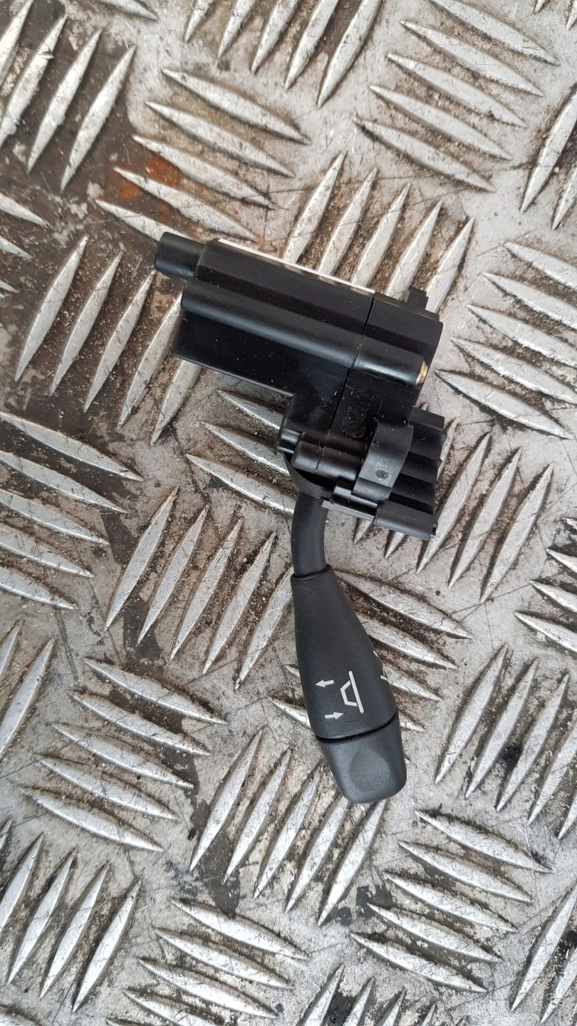 MERCEDES W220 steering wheel height control