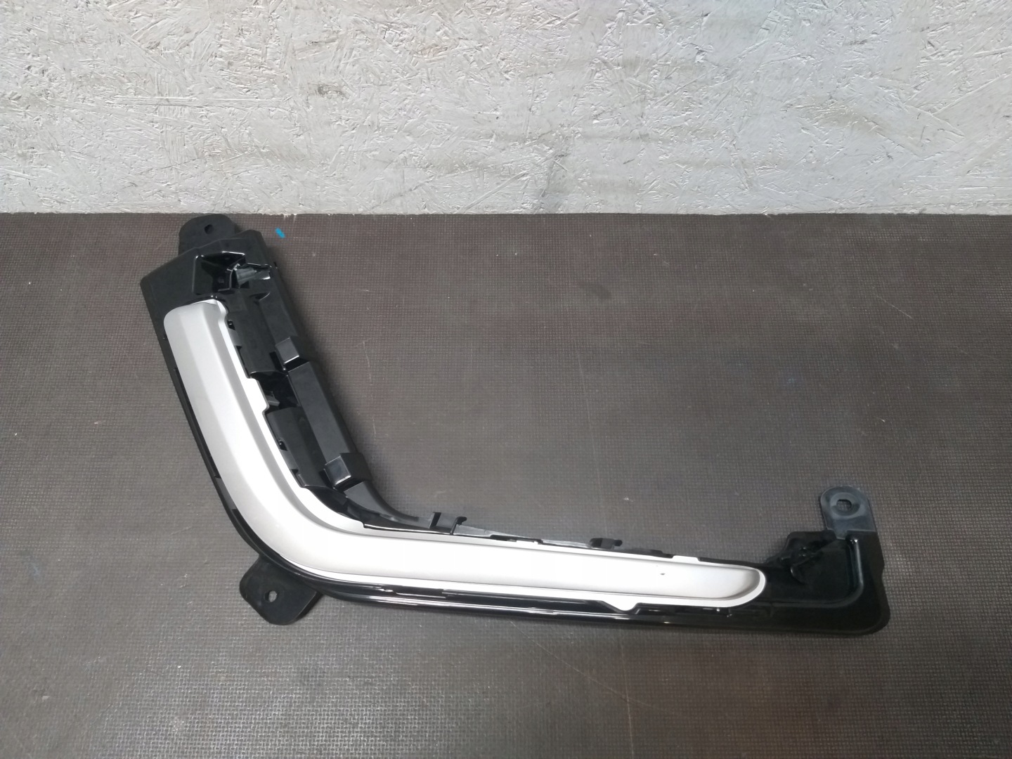 BUMPER FRONT MOULDING CAP PEUGEOT 308 LIFT 17