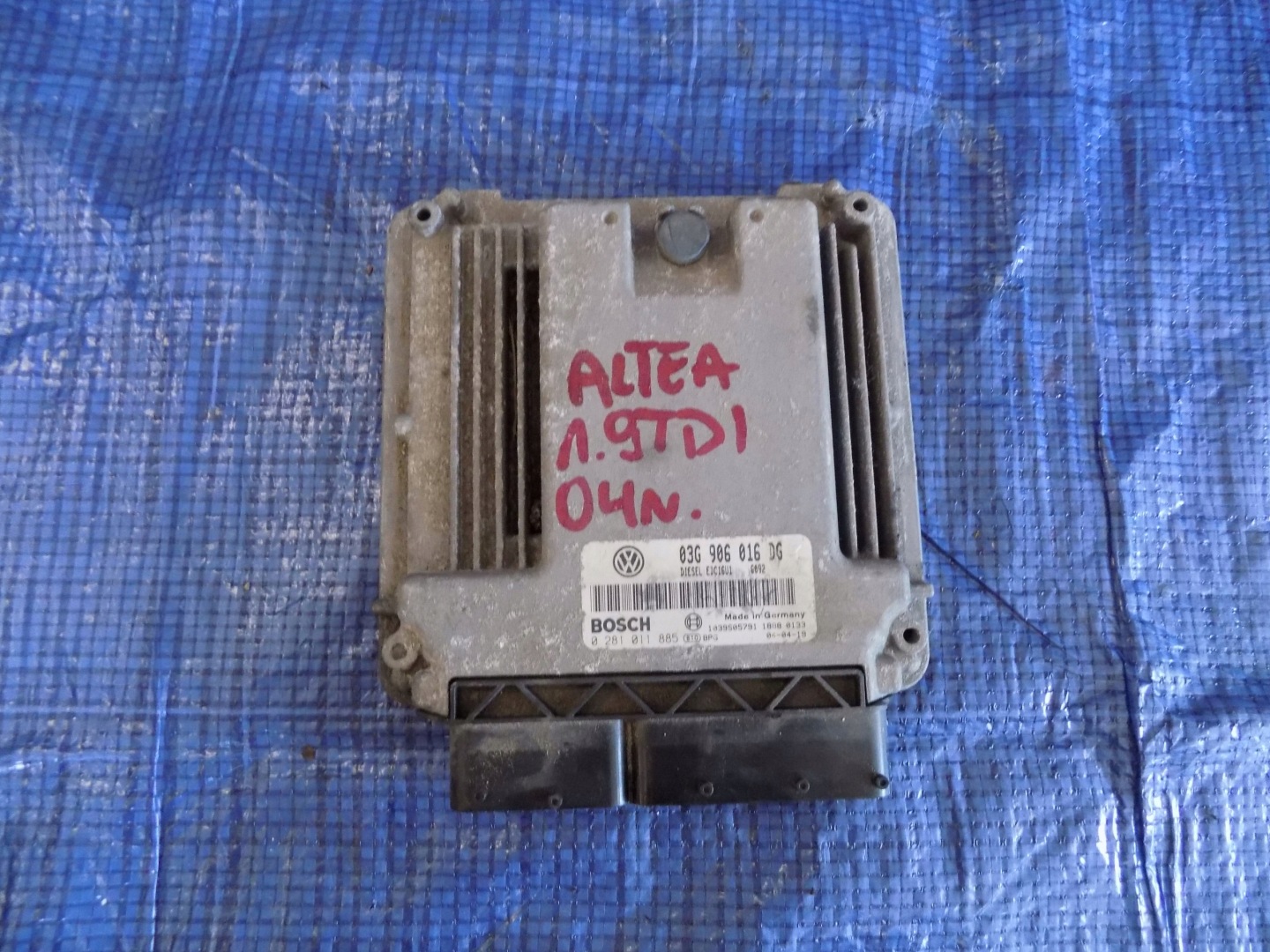 control unit computer of the engine SEAT ALTEA 04R 1.9 TDI