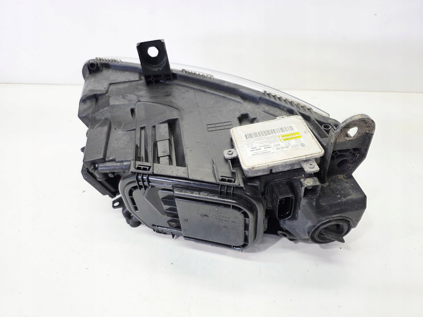 REFLEKTOR left front BI XENON positioning AUDI A6 C6 LIFT 4F0941029FJ EU 83/25