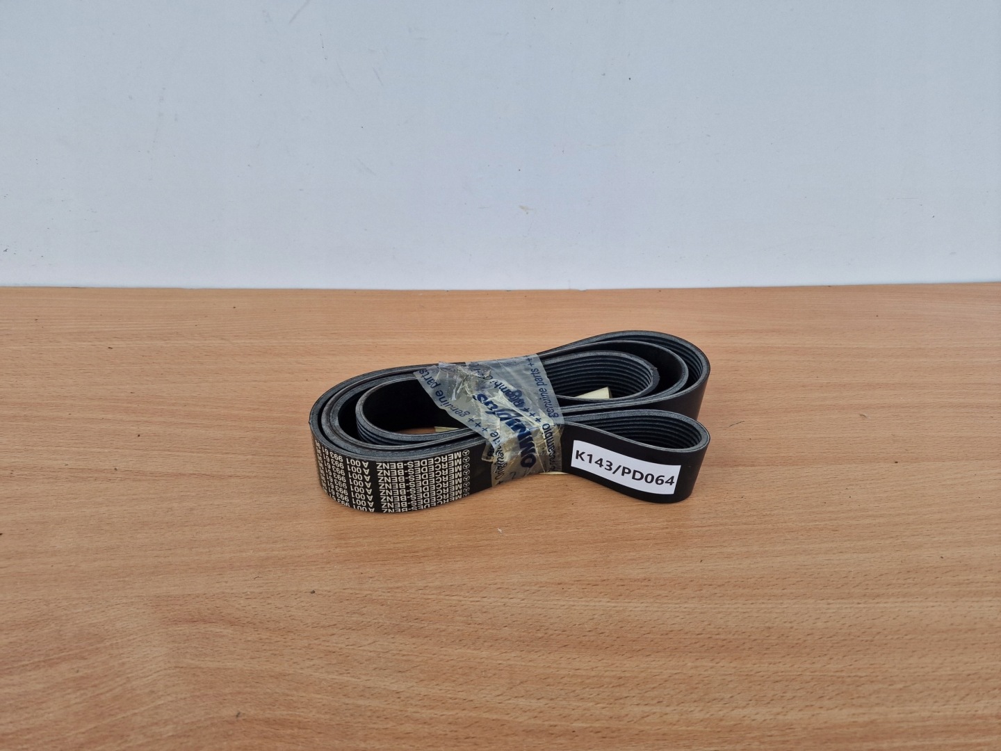 Cinghia trapezoidale MERCEDES nuovo Originale A0019936196