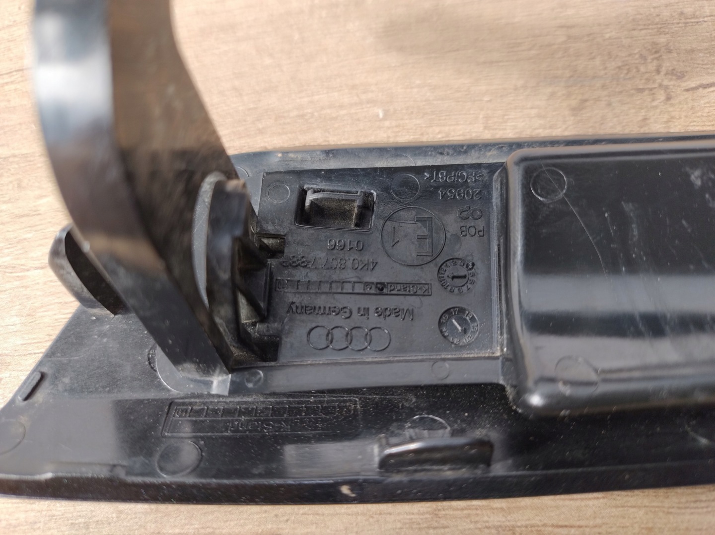AUDI A6 C8 4K Destro Copri LAVAFARO Coperchio